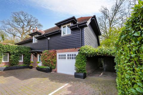 3 bedroom link detached house for sale, Middle Down, Aldenham