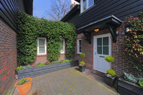 3 bedroom link detached house for sale, Middle Down, Aldenham