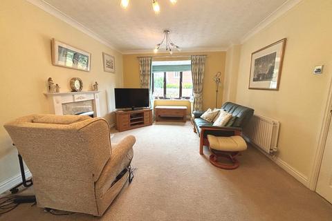 4 bedroom detached house for sale, Blenheim Close, Bidford-on-avon