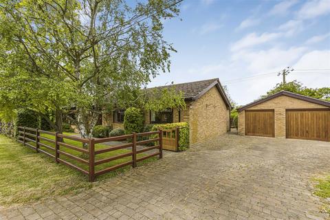 4 bedroom detached bungalow for sale, High Street, Lolworth CB23