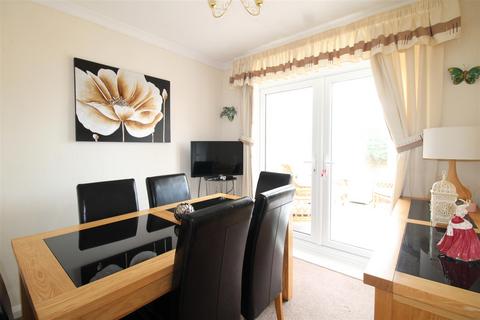 5 Bower Lane, Quarry Bank, Brierley Hill, DY5 2DG