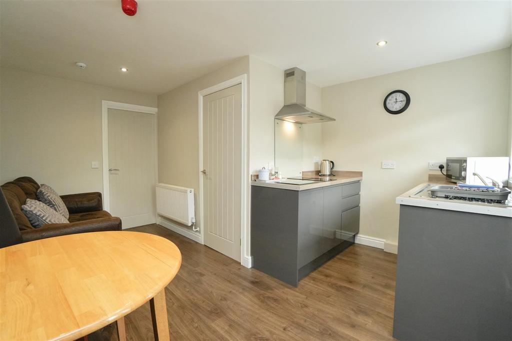 Lodge 2