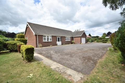 3 bedroom detached bungalow for sale, Gloucester Road, Corse, Gloucester