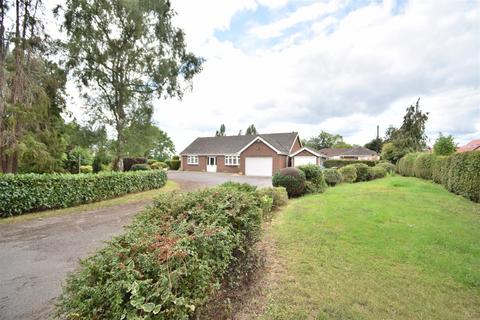 3 bedroom detached bungalow for sale, Gloucester Road, Corse, Gloucester