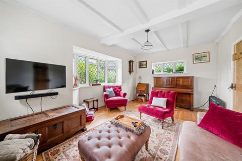 31 Brook Lane, Bromley, BR1 4PU