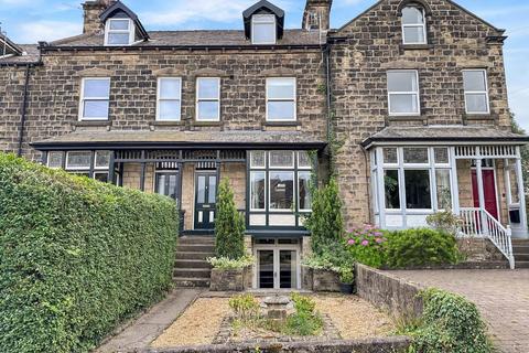 4 bedroom terraced house for sale, Oak Avenue, Burley in Wharfedale,  LS29