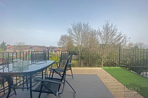 60a Green Dragon Lane, London, N21 2LH