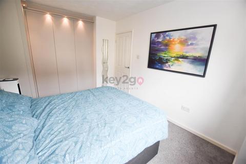 14 High View, Sheffield, S5 8YE