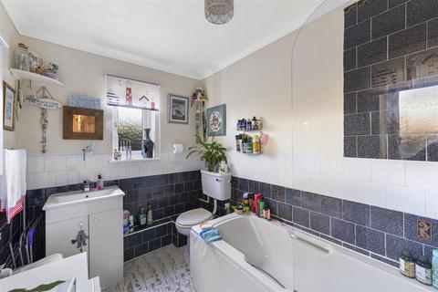 2 bedroom end of terrace house for sale, Whetsted Road, Five Oak Green, Tonbridge