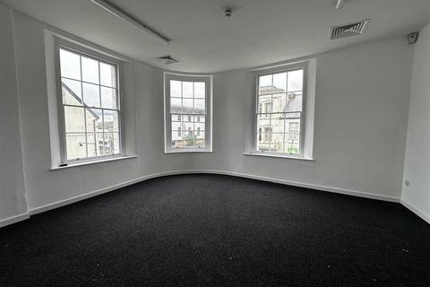 Property to rent, High Street, Chard