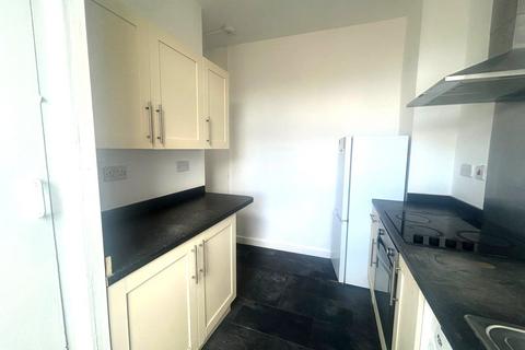 2 bedroom flat to rent, Greenbank Road, Darlington, DL3