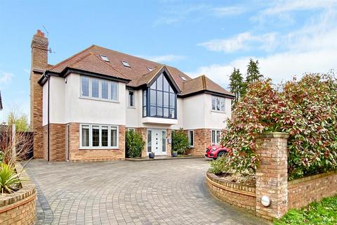 6 bedroom detached house for sale, Avenue Road, Ingatestone