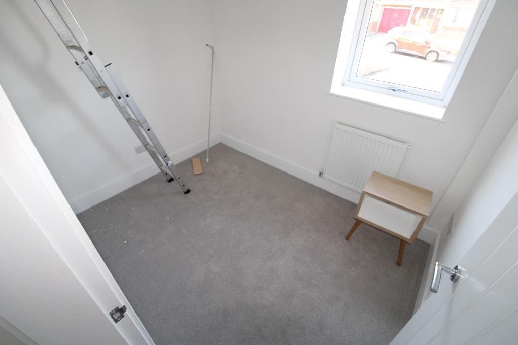 BEDROOM 4.jpg