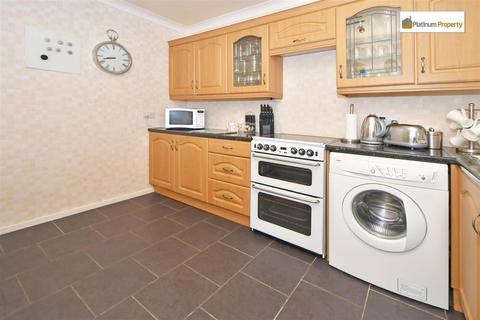 2 bedroom apartment for sale, Broadway, Stoke-On-Trent ST3