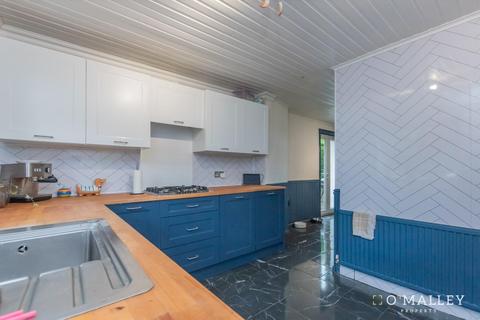 Glenview Cottage Braehead, Alva, FK12 5JR