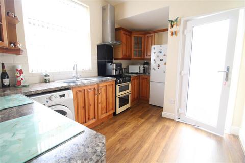98 Barmpton Lane, Darlington, DL1 3HF