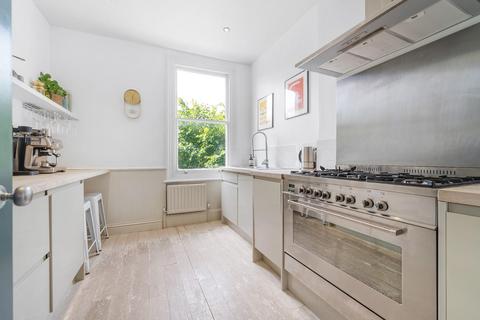 3 bedroom flat for sale, Josephine Avenue, SW2