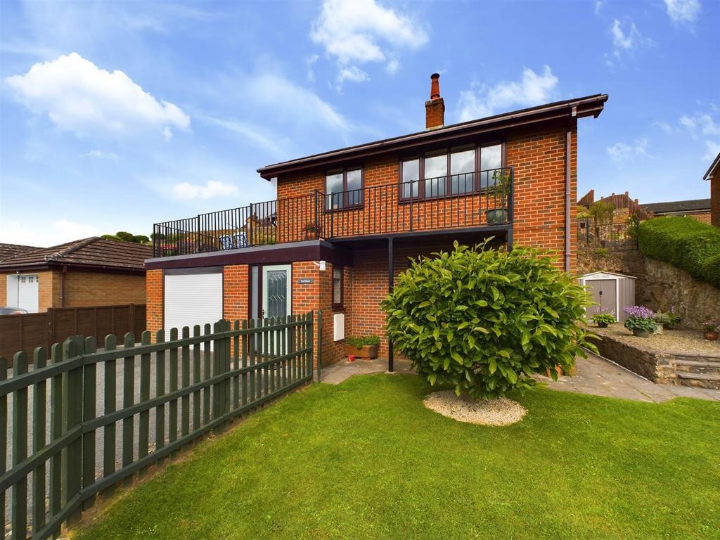 Red Bank, Stargarreg Lane, Pant 3 bed detached house for sale £340,000