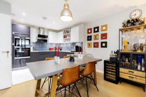 2 bedroom apartment to rent, NW6