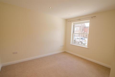 4 bedroom townhouse to rent, Pulleyn Mews, Clifton