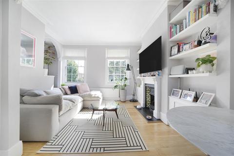 295a Cambridge Heath Road, London, E2 0EL