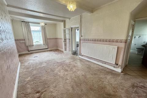 4 bedroom detached house for sale, Llwyncelyn Road, Tairgwaith, Ammanford