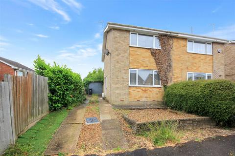 3 bedroom semi-detached house for sale, Shakespeare Road, Rushden NN10