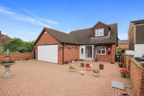 4 bedroom detached bungalow for sale, Berrill Street, Irchester NN29