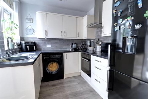 2 bedroom terraced house for sale, Micklewright Avenue, Crewe