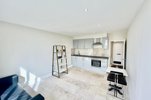 1 bedroom flat for sale, Hallfield Estate, Paddington, London