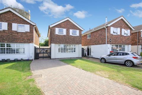 3 bedroom detached house for sale, Dingle Road, Rushden NN10