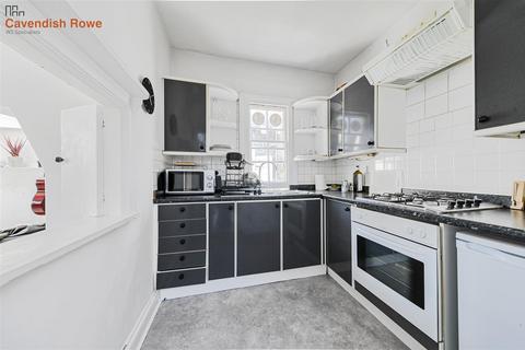 2 bedroom apartment to rent, Bayswater