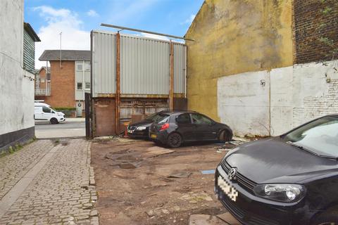 Plot for sale, High Street, Brentford