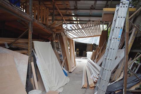 undefined, High Street, Brentford