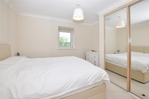 1 bedroom apartment to rent, 1258 London Road, London