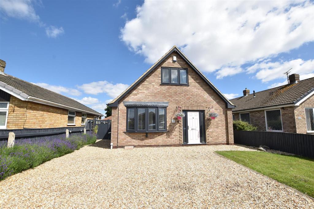 Seaford Road, Cleethorpes DN35 3 bed chalet for sale £299,950