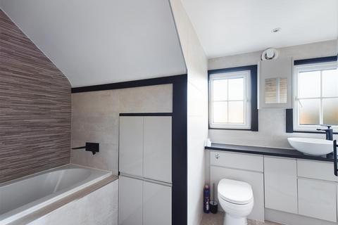 2 bedroom flat for sale, Cavendish Mews Leeds