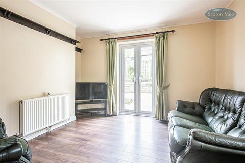 11 Coronation Road, Stocksbridge, Sheffield, S36 1AX