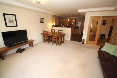 2 bedroom flat for sale, Cromarty Grove, Inverkip