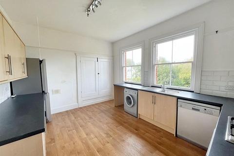 2 bedroom flat for sale, Blackwater Road, Eastbourne