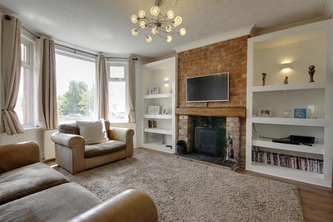 3 bedroom semi-detached house for sale, Ferriby High Road, North Ferriby