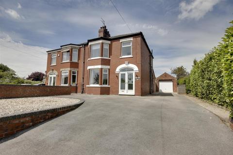3 bedroom semi-detached house for sale, Ferriby High Road, North Ferriby