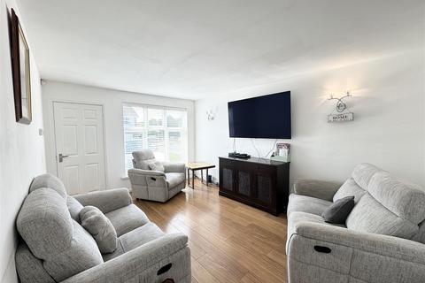 23 Winton Grove, Minworth, Sutton Coldfield, B76 1XE
