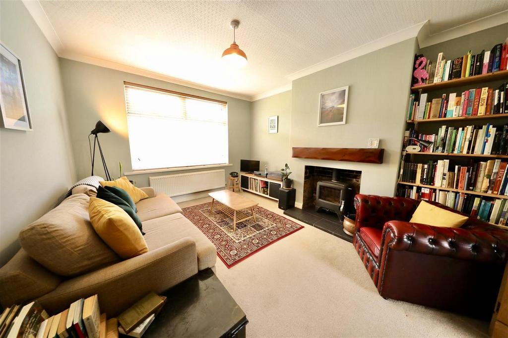 270 Westbourne - Lounge.jpg