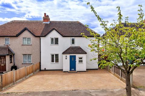3 bedroom semi-detached house for sale, Buxton Road, Theydon Bois