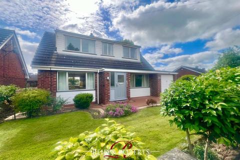 3 bedroom detached house for sale, Station Road, Marchwiel, Wrexham