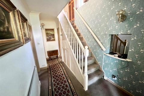 71 Cropthorne Road, Shirley, Solihull, B90 3JW