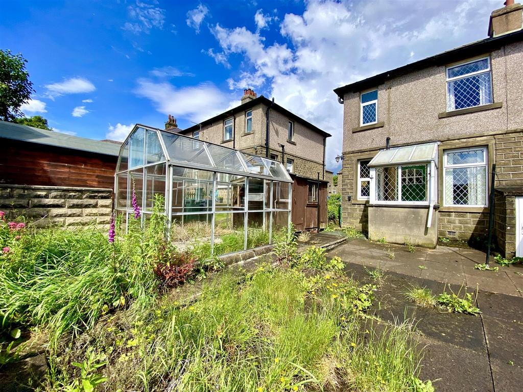 Bramleys Estate Agents - Hawthorn Road - Slaithwai