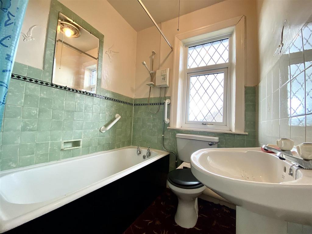 Bramleys Estate Agents - Hawthorn Road - Slaithwai