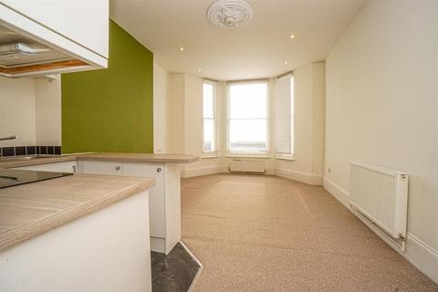 2 bedroom flat for sale, Marina, St. Leonards-On-Sea